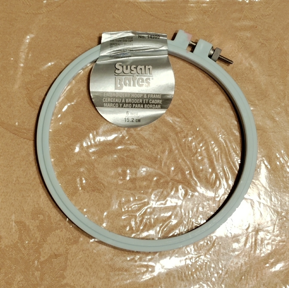 NWT Susan Bates plastic deluxe embroidery hoop & frame 6" inch